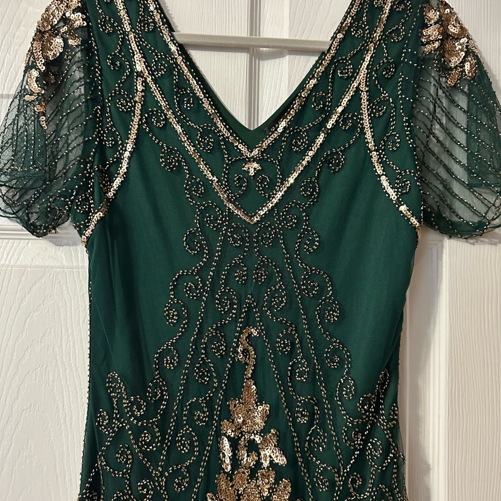 Elegant Green and Gold Beaded Dress - Picture 6 of 8
